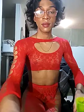 Dakotarousee online show from May 8, 12:40 am