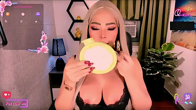 xJackieHugeSuckerx online show from June 14, 9:21 am