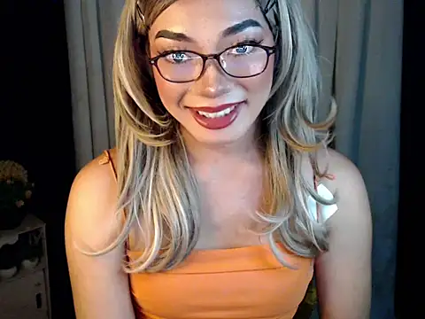 vanessa gandler69 online show from July 17, 6:03 pm