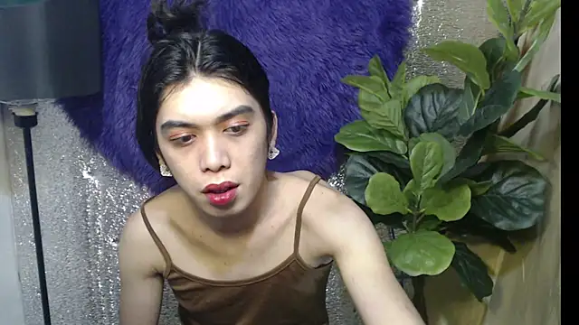 RoseAmarie online show from June 12, 6:23 am