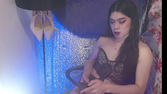 RoseAmarie online show from July 12, 12:20 pm