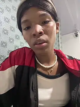 Liss Love1 online show from June 28, 3:01 am
