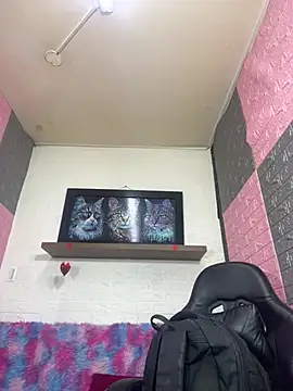 Liss Love1 online show from July 25, 3:48 am