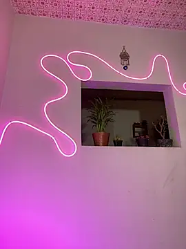 violeta E  online show from July 30, 4:33 am