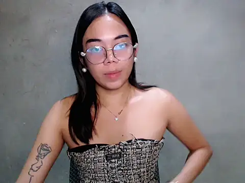 Urbabydollxxx online show from June 15, 6:32 pm