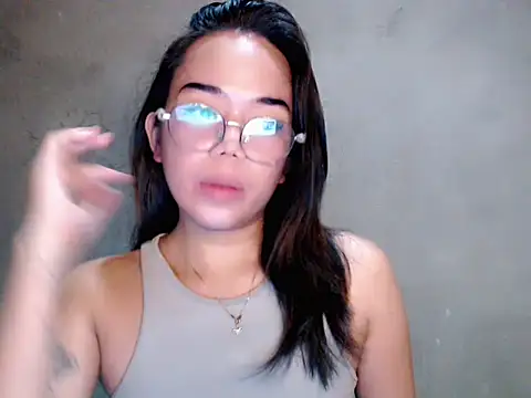 Urbabydollxxx online show from July 5, 12:22 pm