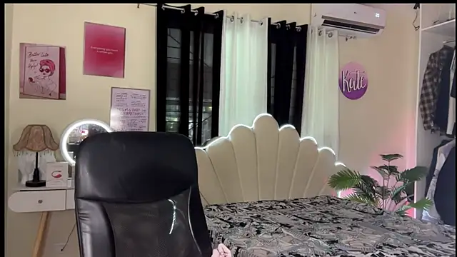 RingMyBelle online show from July 6, 12:50 am