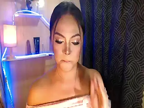 AmberMoorets online show from May 20, 9:48 am