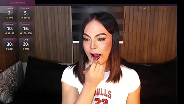 AmberMoorets online show from July 30, 9:03 pm
