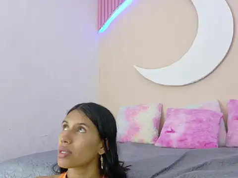 SamanthaLaurent online show from June 12, 2:54 am