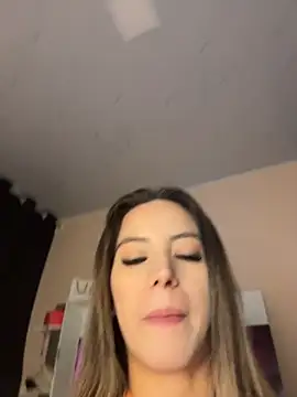 Sweet ivonny online show from August 4, 2:28 am