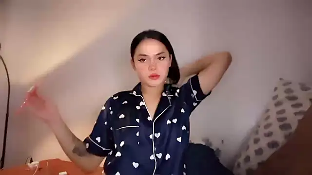 Amylaa online show from July 8, 4:32 pm