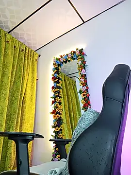 Elektra bigcock online show from July 24, 1:59 am
