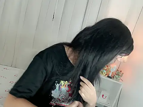 Nozomi Wu online show from June 23, 11:07 am