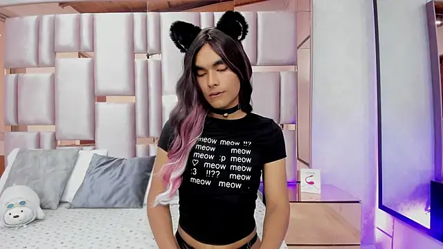 MiaBuny online show from July 8, 1:47 pm