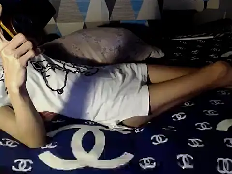 Trish CurveCock online show from July 13, 10:51 am