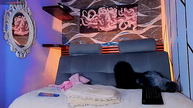 Cloee cameron online show from June 24, 7:55 pm