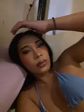 hugecock tamira online show from June 4, 4:54 pm