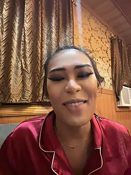 hugecock tamira online show from July 16, 4:35 pm