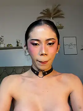 CassandraLovve online show from July 27, 8:32 am