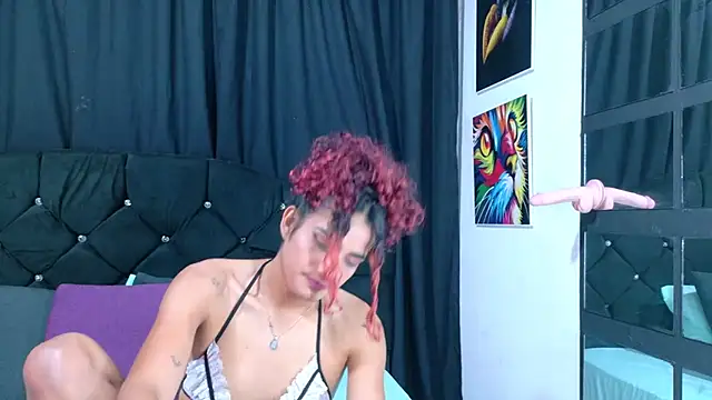 aura sterling online show from July 22, 11:47 am