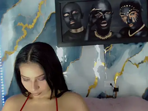 Yasmine Tapias online show from June 15, 10:12 pm