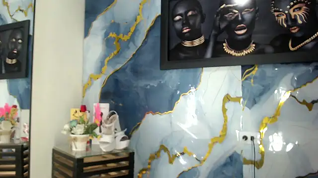 Yasmine Tapias online show from July 17, 10:38 pm