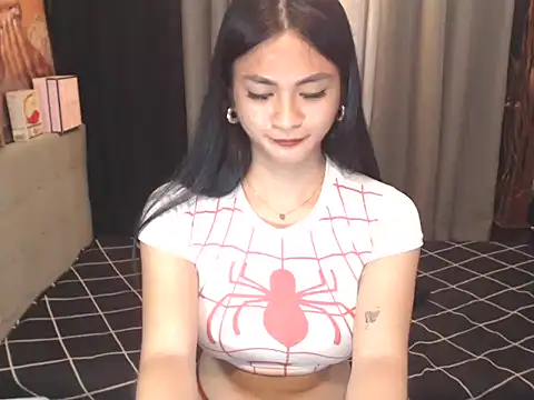 YourHotAlexa online show from July 28, 3:21 pm