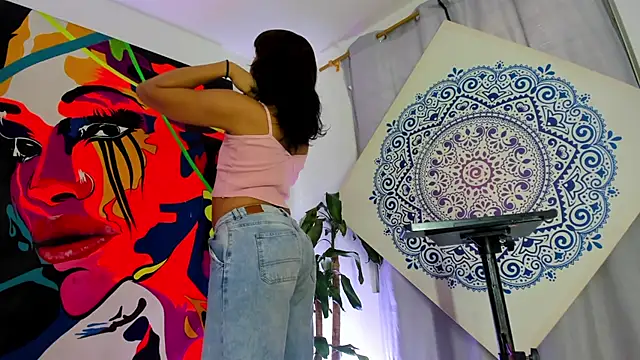 AndreaGiraldo  online show from June 18, 9:30 pm