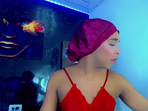 SaramyBigcock online show from June 15, 5:42 am