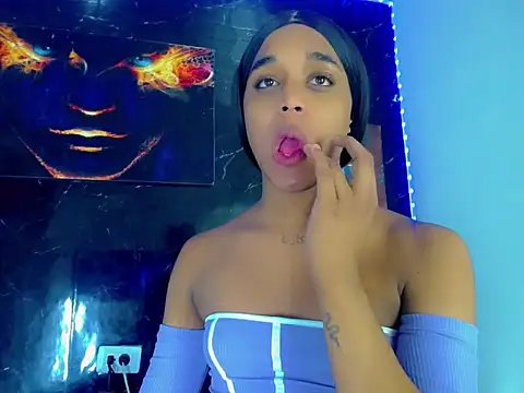 SaramyBigcock online show from June 26, 5:34 am