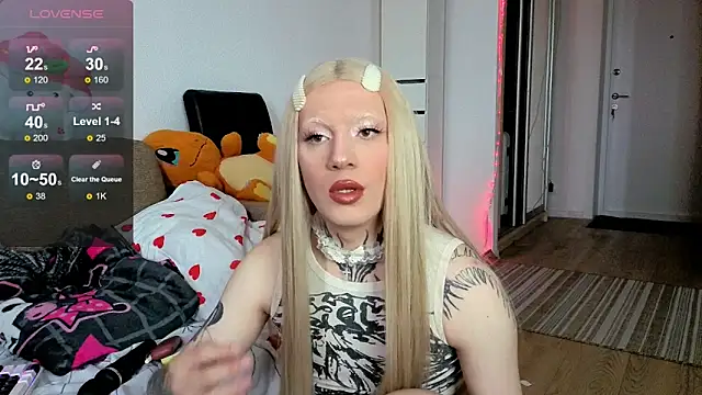 Chloecherry online show from June 6, 2:13 pm