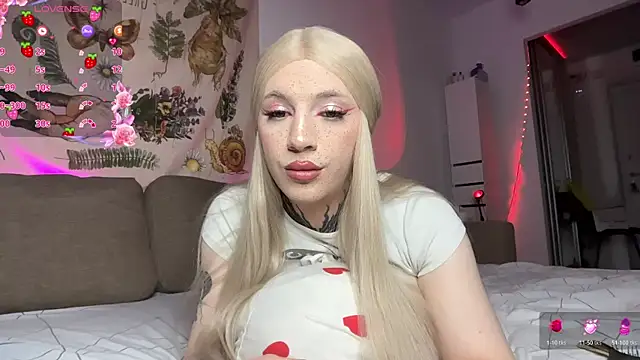 Chloecherry online show from July 22, 8:24 pm