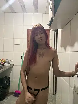 itevellyn  online show from June 11, 2:53 am
