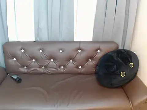 kyla pretty online show from July 1, 12:49 pm