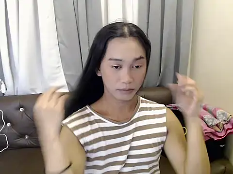 kyla pretty online show from July 17, 3:18 pm