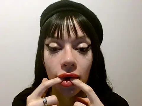 ZantWich online show from June 10, 7:46 pm