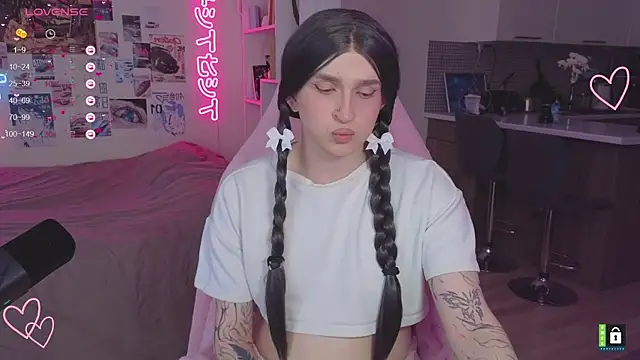 el-pink online show from June 22, 12:35 pm