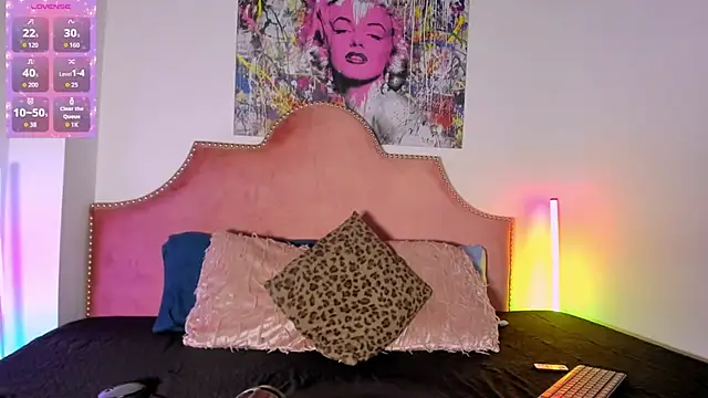 TyraHoney online show from July 14, 10:14 pm