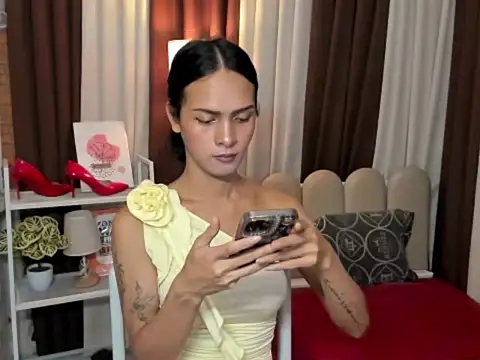 XxBeautyxX online show from July 17, 8:04 pm