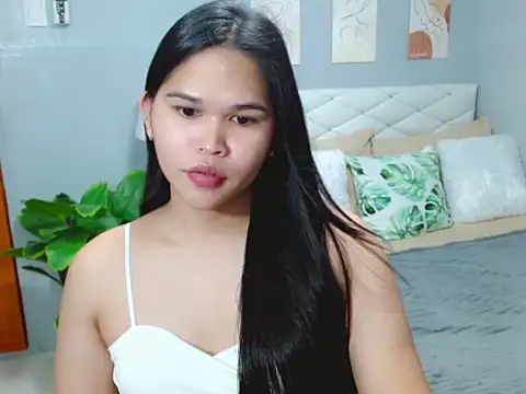 AlianaFord online show from July 12, 7:34 am