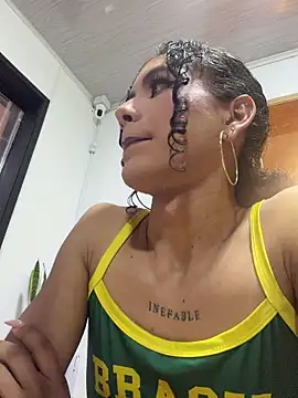 LiaDuquette online show from July 16, 9:32 pm