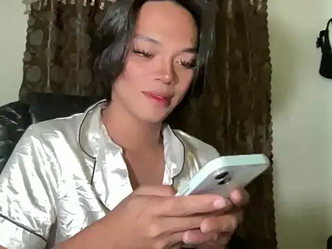 Justine0419 online show from June 10, 7:02 pm