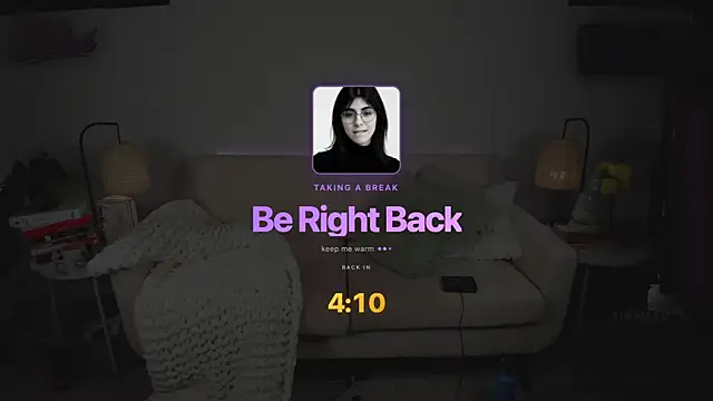 itschloelaurent online show from July 18, 9:53 pm