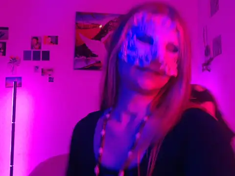 masked girl club online show from June 27, 2:27 am