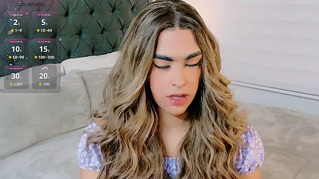 Snapshot of Scarlethvhonparker chatting on October 8, 2:13 am Scarlethvhonparker online show from October 8, 2:13 am