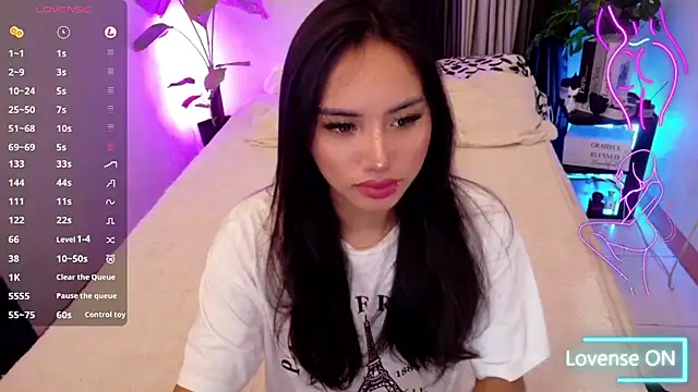 Bell PepperHot online show from August 2, 3:44 pm