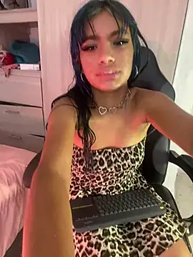 arwen violett online show from July 31, 9:04 pm
