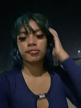 arwen violett online show from August 3, 2:55 am