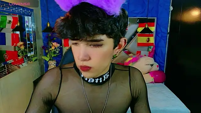 Alejandra Raven online show from June 27, 3:07 pm